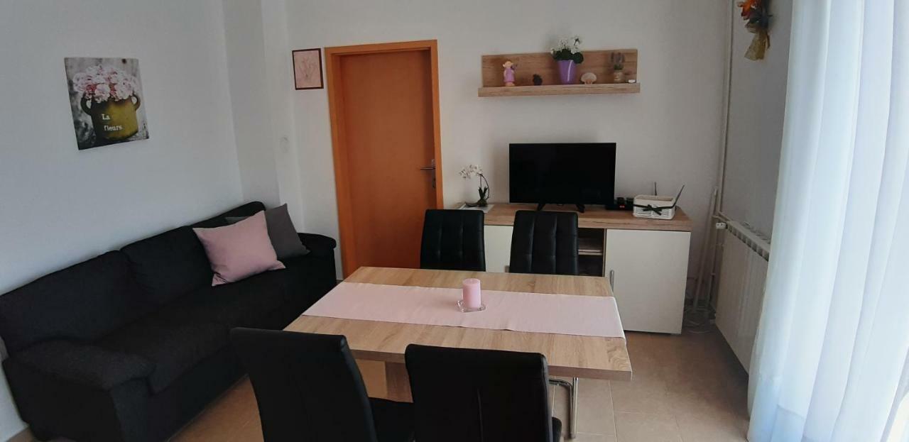 Apartmani Ana 크레스 외부 사진